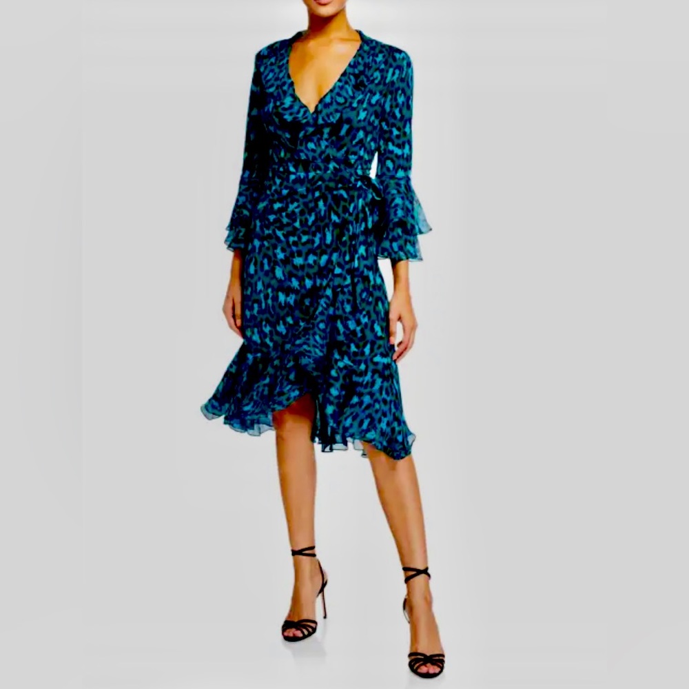 Beautiful teal leopard print DVF silk wrap dress-worn once